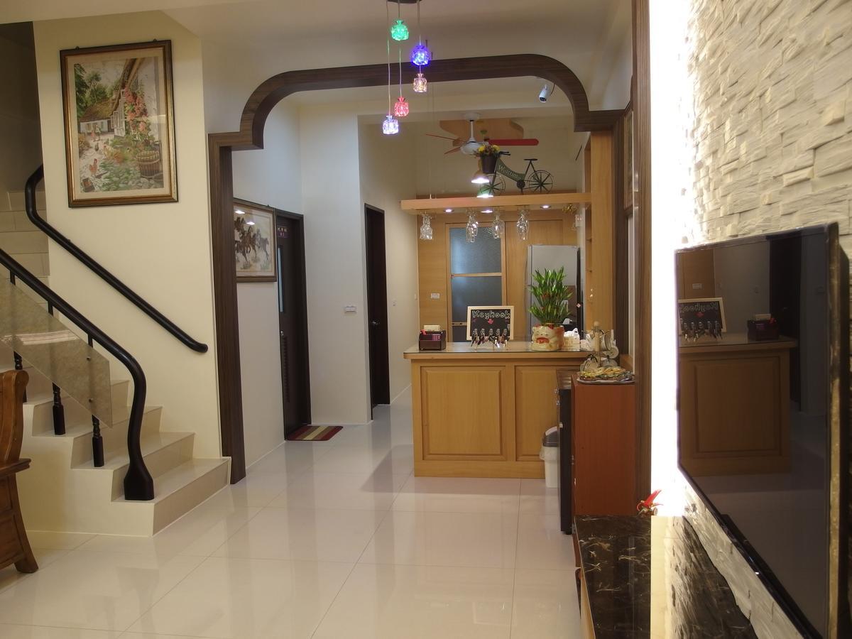 Happy Home B&B Вужие Екстериор снимка